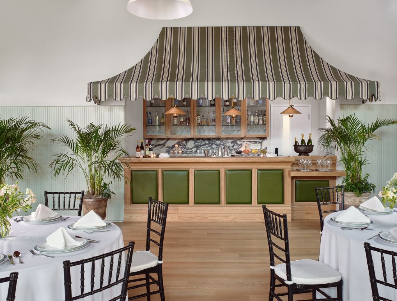 hotel-st-vincent_good-trips-Evangeline-Bar.jpg
