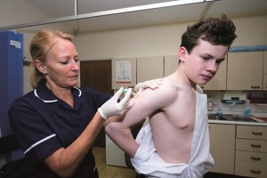 1067325_human-papillomavirus-vaccination-teenager-male-14